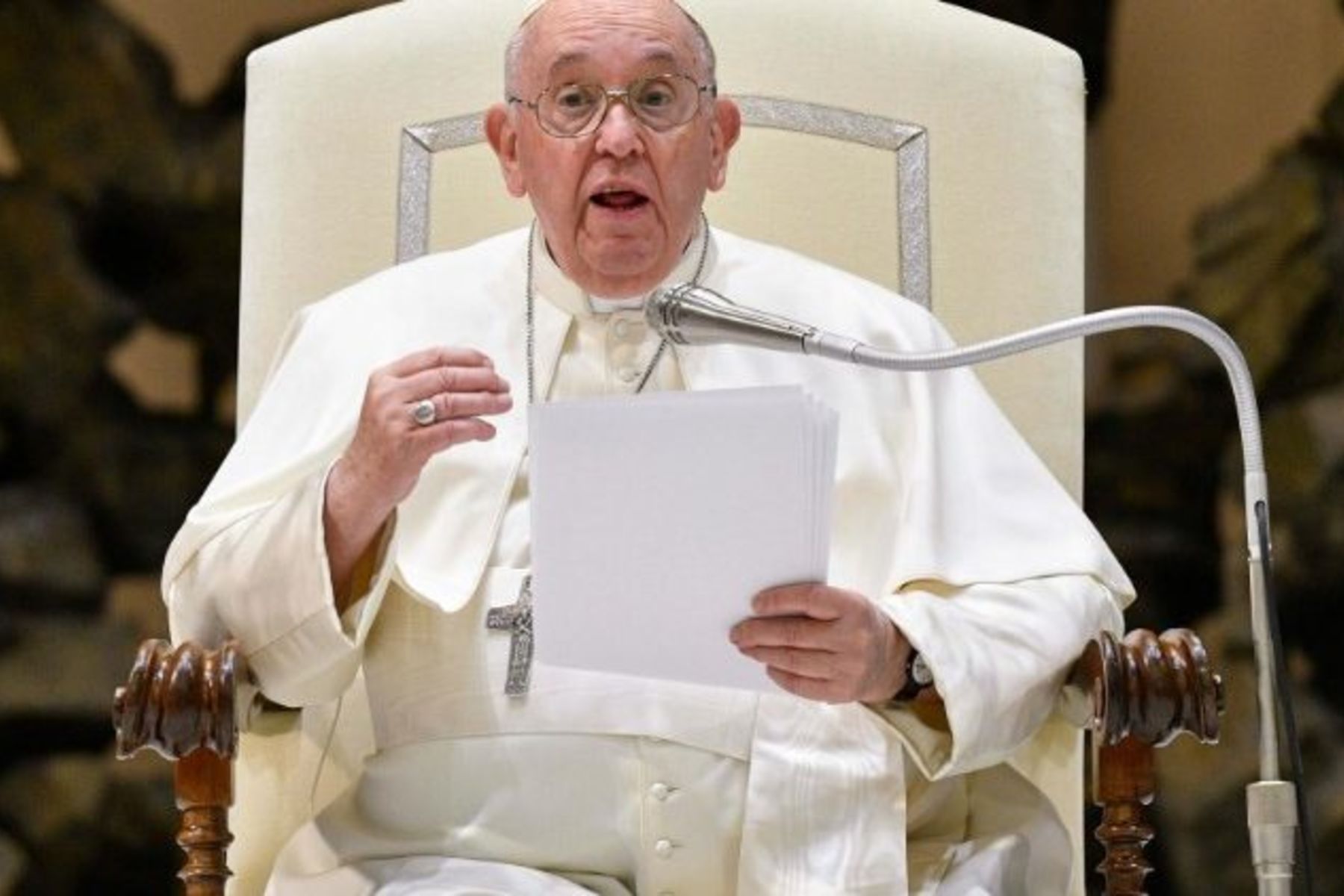 Папа Франциск під час загальної аудієнції: ніколи не забуваймо молитися за Україну