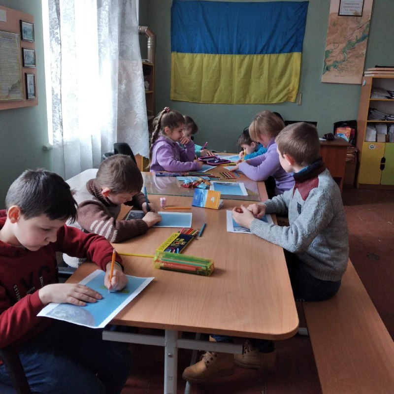 Школярі з Калинівської тергромади Бериславського району взяли участь у японсько-українському проєкті «Війна очима дітей».