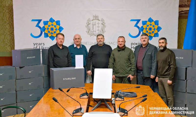 📡Двадцять три територіальні громади Буковини отримали 30 засобів супутникового обладнання Starlink