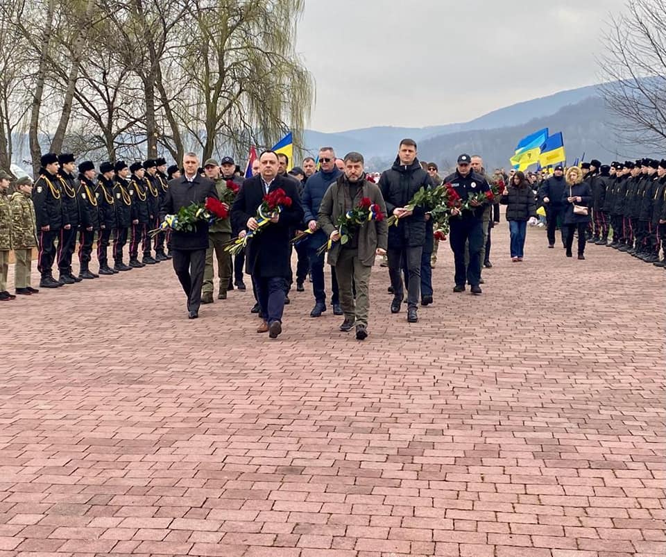 В Хусті відзначили 84-ту річницю  з дня проголошення незалежності Карпатської України та вшанували подвиг її Героїв