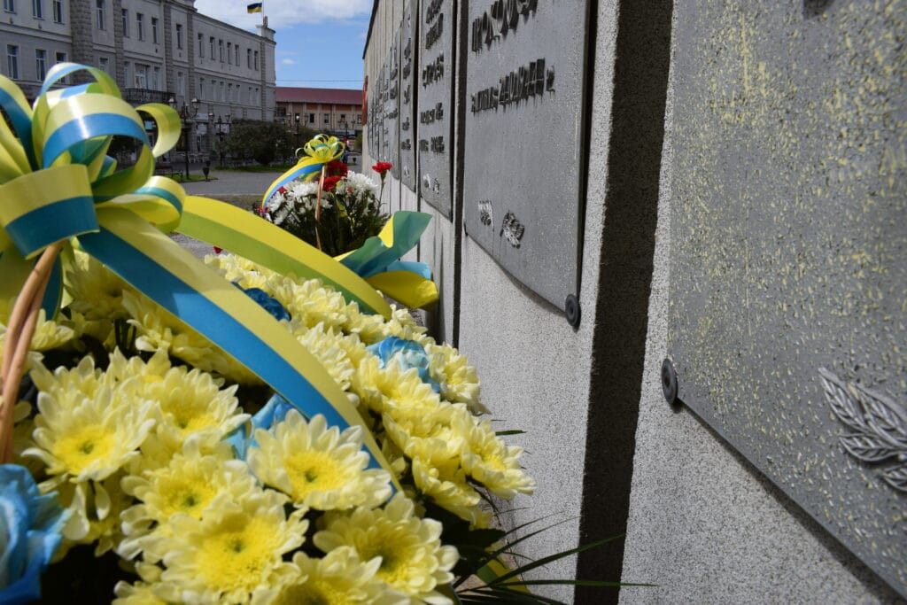 В День пам’яті та примирення в Хусті вшанували жертв Другої світової війни