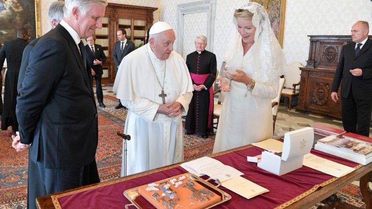 Папа Франциск прийняв у Ватикані Короля і Королеву Бельгії