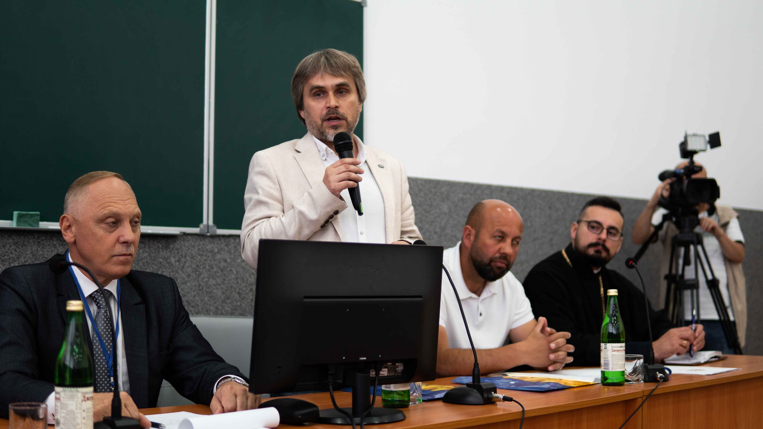 В Івано-Франківську розпочалася наукова конференція «Галич і Галицька земля»