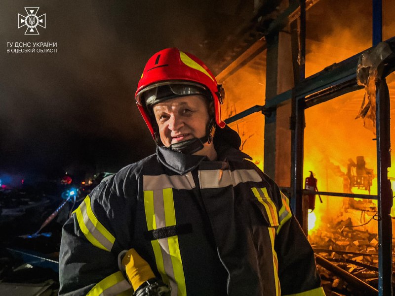 Незламність має обличчя!

Вогнеборці тримають стрій, рятують життя та наближають Україну до Перемоги&#33