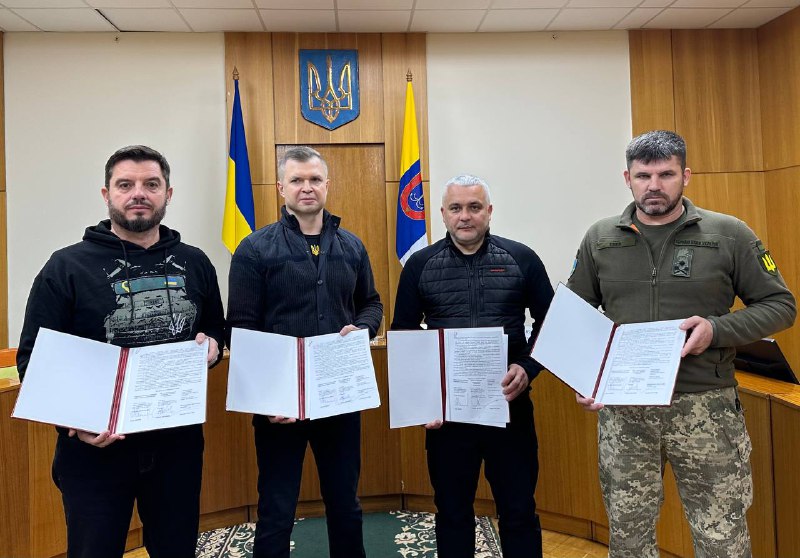 Разом із військовим командуванням, ДП «Адміністрація морських портів України» та дирекцією АТ «Укрпошта»...