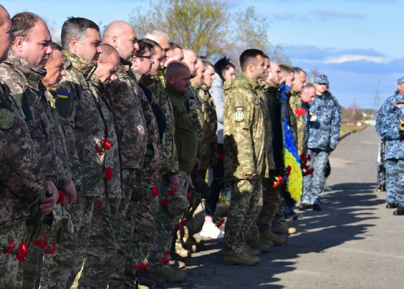 Сьогодні в Україні вшановують пам'ять морських піхотинців які віддали свої життя, захищаючи нашу країну