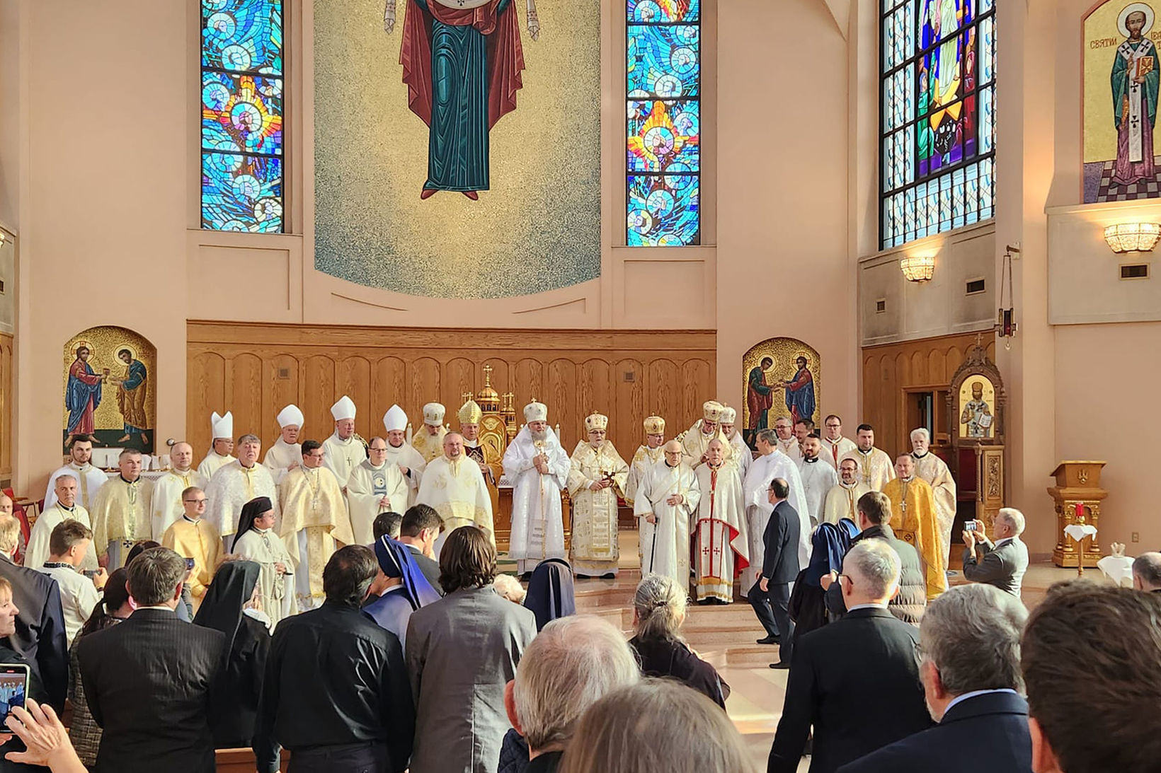У Ванкувері відбулася інтронізація четвертого єпископа Нью-Вестмінстерської єпархії УГКЦ