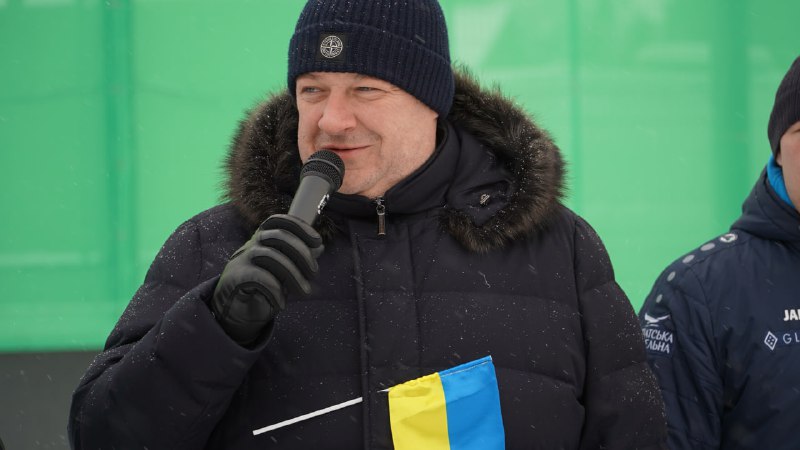 🟢 Сьогодні на стадіоні “Полісся” разом з керівниками регіональних відділень національного олімпійського... 🟢 Сьогодні на стадіоні “Полісся” разом з керівниками регіональних відділень національного олімпійського...