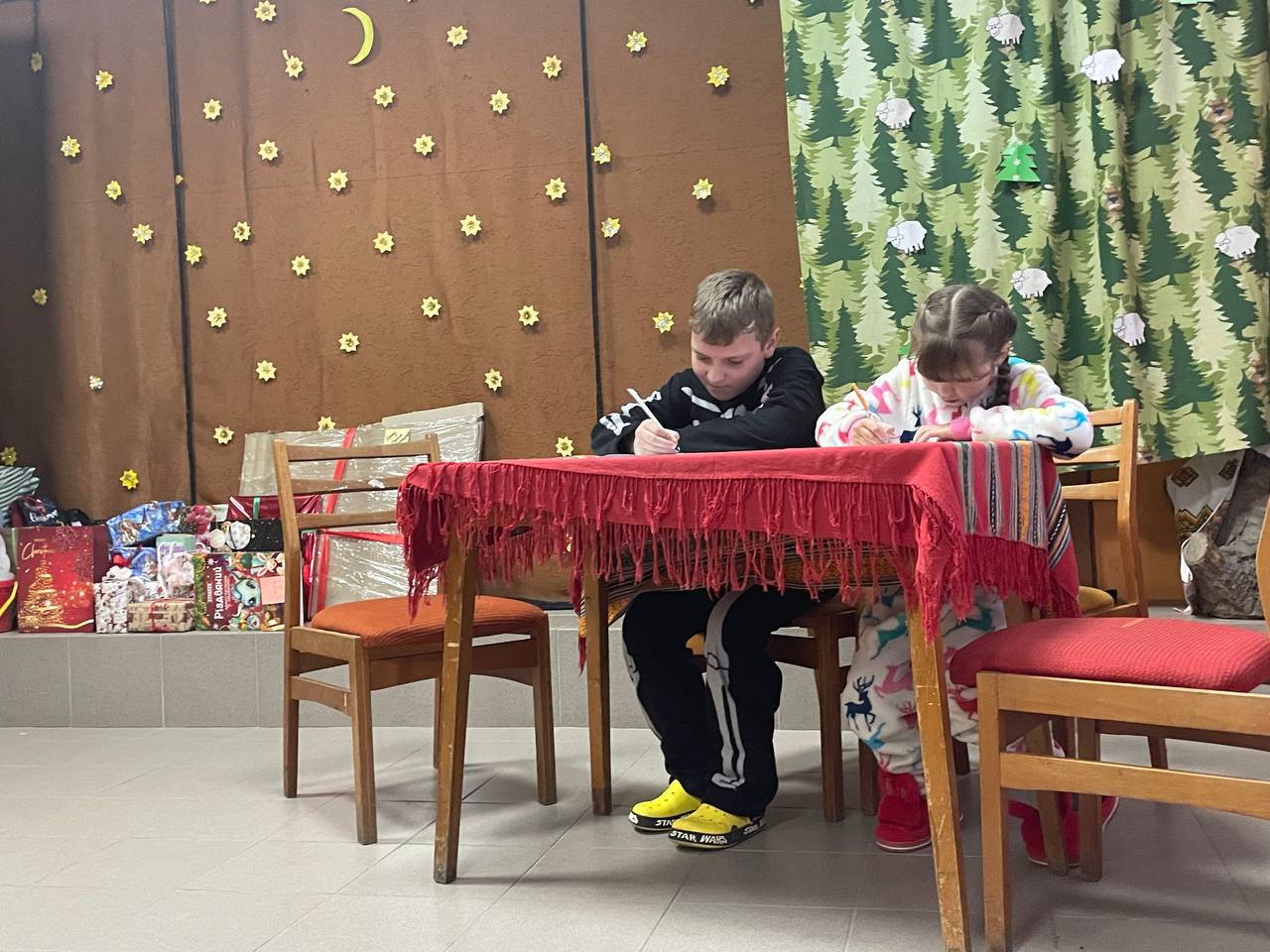 У Сільці відбулося свято св. Миколая для учасників катехитичної школи У Сільці відбулося свято св. Миколая для учасників катехитичної школи