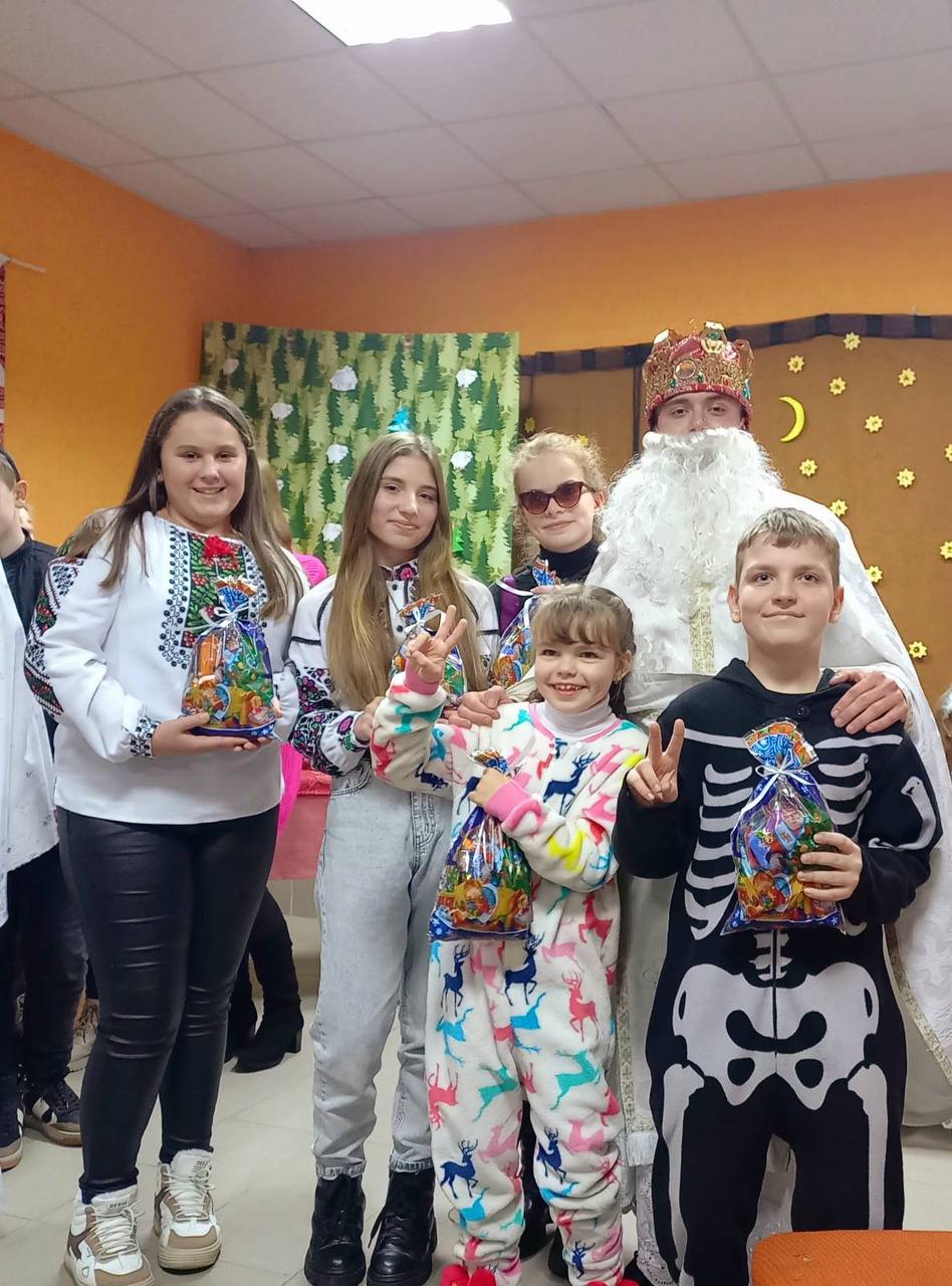 У Сільці відбулося свято св. Миколая для учасників катехитичної школи У Сільці відбулося свято св. Миколая для учасників катехитичної школи
