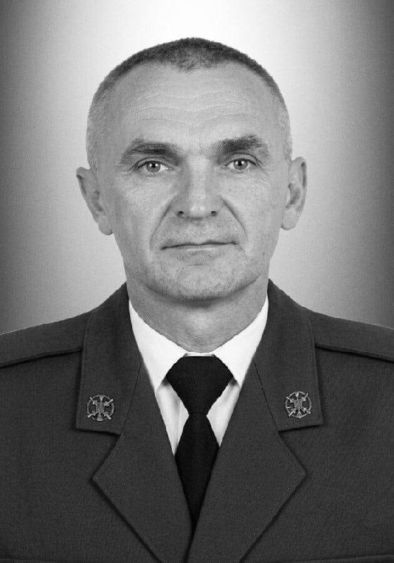 Щоденно о 9 годині – загальнонаціональна хвилина мовчання. Зупиніться, де б ви не були Щоденно о 9 годині – загальнонаціональна хвилина мовчання. Зупиніться, де б ви не були