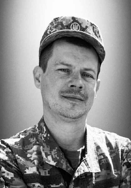 Щоденно о 9 годині – загальнонаціональна хвилина мовчання. Зупиніться, де б ви не були Щоденно о 9 годині – загальнонаціональна хвилина мовчання. Зупиніться, де б ви не були