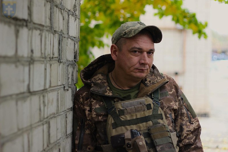 🇺🇦⚓Ігор «Ворон» не вагаючись став на захист своєї Батьківщини.
Як старший технік роти він відповідає за техніку та озброєння бригади 🇺🇦⚓Ігор «Ворон» не вагаючись став на захист своєї Батьківщини.
Як старший технік роти він відповідає за техніку та озброєння бригади