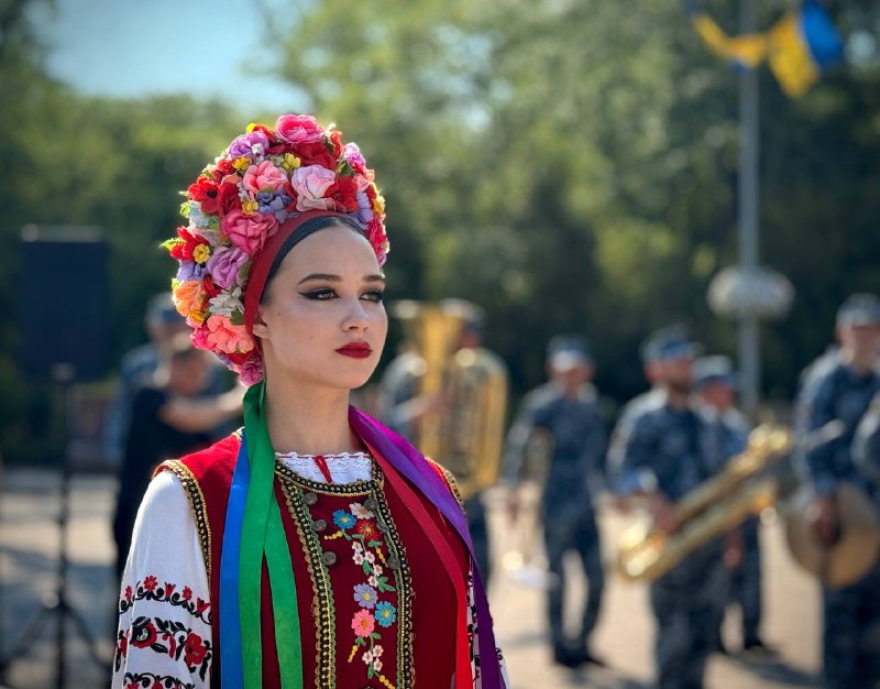 ⚜️ Пройшовши купу випробувань: війн, голоду, репресій - українці ніколи не здавалися ⚜️ Пройшовши купу випробувань: війн, голоду, репресій - українці ніколи не здавалися