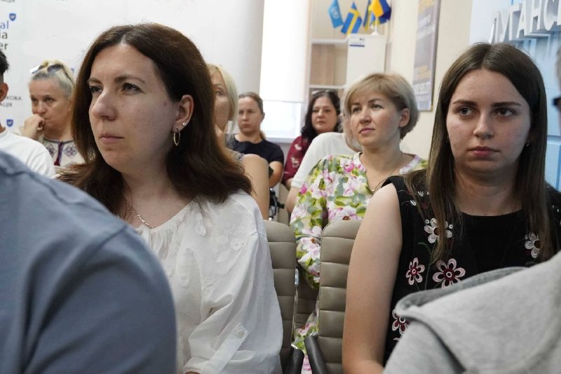 Луганський молодіжний конгрес організував у Дніпрі показ фільму про людей, які не дозволяють бойовим пораненням визначати їх подальше життя Луганський молодіжний конгрес організував у Дніпрі показ фільму про людей, які не дозволяють бойовим пораненням визначати їх подальше життя