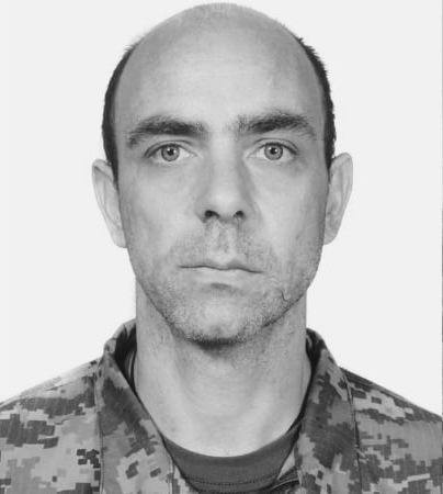 Щоденно о 9 годині – загальнонаціональна хвилина мовчання. Зупиніться, де б ви не були Щоденно о 9 годині – загальнонаціональна хвилина мовчання. Зупиніться, де б ви не були