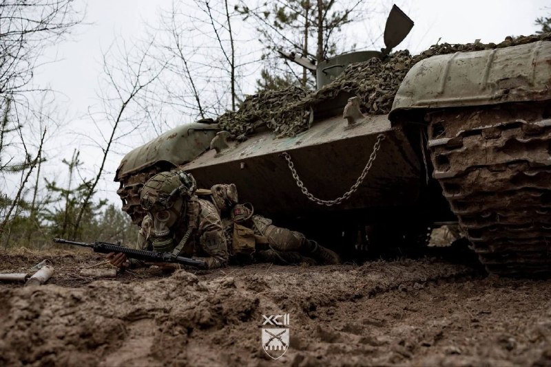 Головне на Луганщині за добу
📌Учора загарбники намагалися просунутися з боку Твердохлібового Головне на Луганщині за добу
📌Учора загарбники намагалися просунутися з боку Твердохлібового