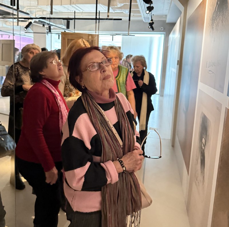 🇺🇦Маріупольці відвідали виставковий проєкт "Він: Тарас Шевченко. Художник" 🇺🇦Маріупольці відвідали виставковий проєкт "Він: Тарас Шевченко. Художник"