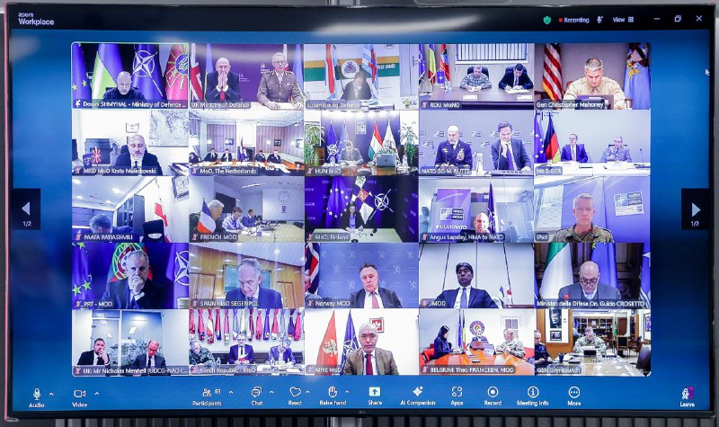 Звернувся до партнерів у межах 32 засідання у форматі “Рамштайн”.
Висловив щиру вдячність за підтримку у 2025 році Звернувся до партнерів у межах 32 засідання у форматі “Рамштайн”.
Висловив щиру вдячність за підтримку у 2025 році