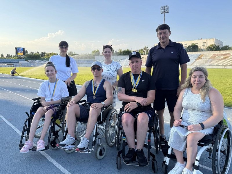 🏆 Спортсмени з Херсонщини вибороли 18 медалей на чемпіонаті України з пара легкої атлетики. 🏆 Спортсмени з Херсонщини вибороли 18 медалей на чемпіонаті України з пара легкої атлетики.