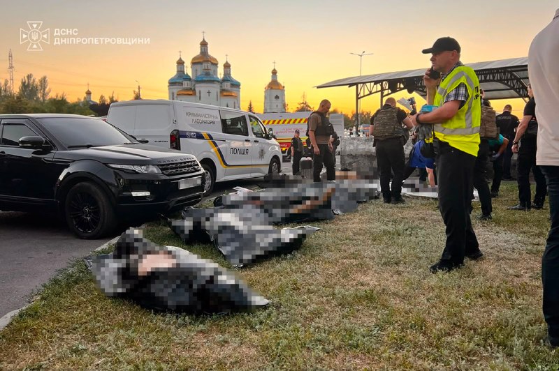 ❗️UPD: У Кривому Розі кількість загиблих збільшилася до 16. Попередньо, ще 9 людей вважаються зниклими безвісти, серед них — 2 дітей. ❗️UPD: У Кривому Розі кількість загиблих збільшилася до 16. Попередньо, ще 9 людей вважаються зниклими безвісти, серед них — 2 дітей.