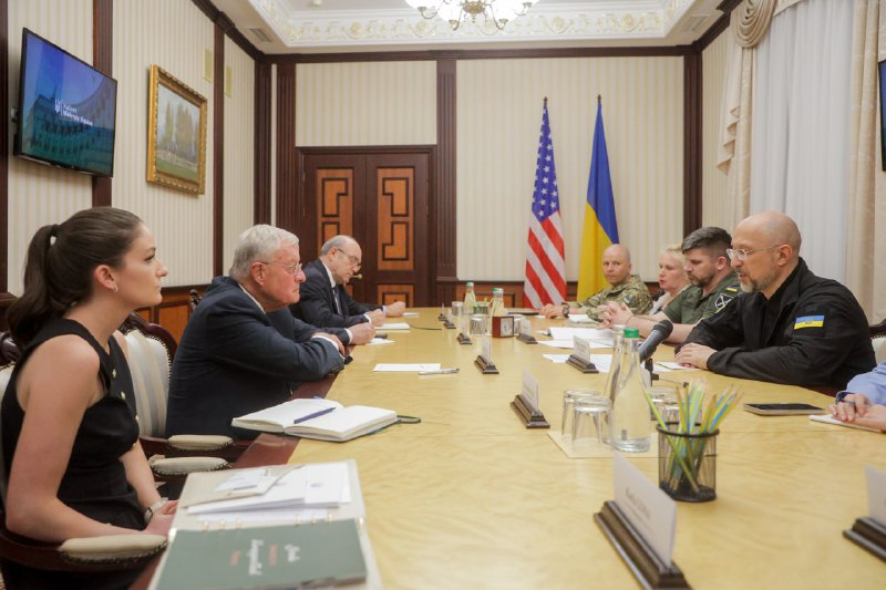 🇺🇦🇺🇸 Важлива зустріч зі спецпредставником Президента США, генералом Кітом Келлогом 🇺🇦🇺🇸 Важлива зустріч зі спецпредставником Президента США, генералом Кітом Келлогом