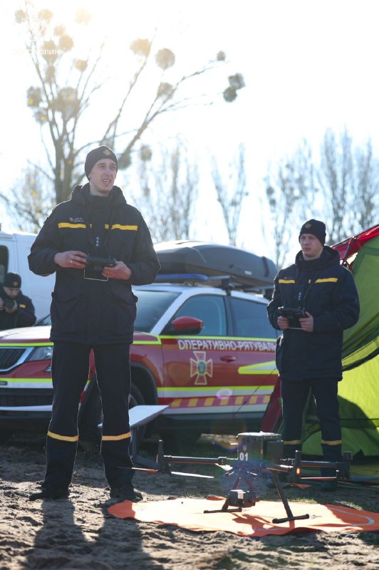 📍На Волині на території Шацького національного природного парку відбулися спільні міжнародні навчання рятувальників... 📍На Волині на території Шацького національного природного парку відбулися спільні міжнародні навчання рятувальників...