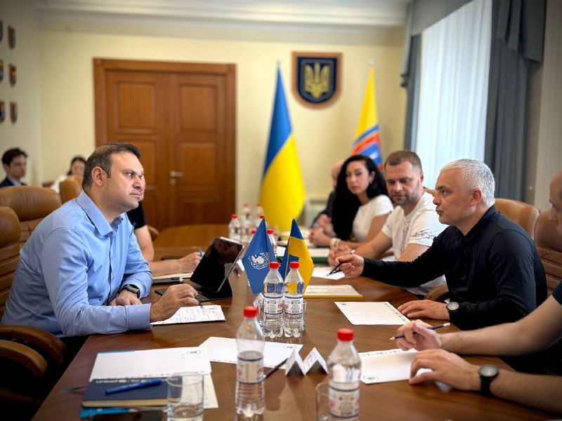 🌊 Підтримка дітей — серед наших ключових пріоритетів
Поспілкувався з головою представництва ЮНІСЕФ в Україні Муніром Мамедзаде 🌊 Підтримка дітей — серед наших ключових пріоритетів
Поспілкувався з головою представництва ЮНІСЕФ в Україні Муніром Мамедзаде
