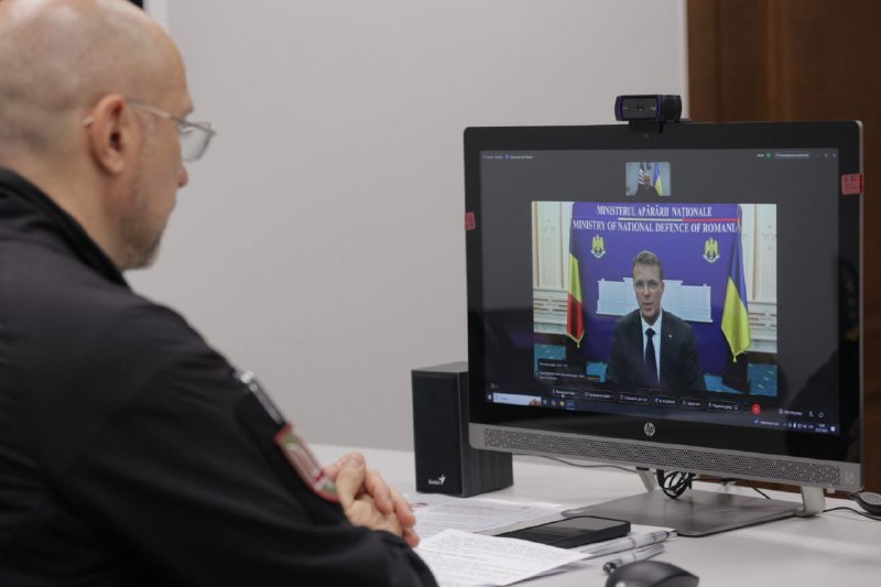 🇺🇦🇷🇴 Провів розмову з Віцепрем’єр-міністром, Міністром національної оборони Румунії Лівіу-Іонуцом Моштяну. 🇺🇦🇷🇴 Провів розмову з Віцепрем’єр-міністром, Міністром національної оборони Румунії Лівіу-Іонуцом Моштяну.