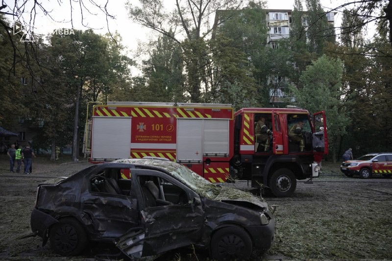 #Київ: до 28 збільшилась кількість постраждалих, ще 9 осіб - загинуло внаслідок російського обстрілу #Київ: до 28 збільшилась кількість постраждалих, ще 9 осіб - загинуло внаслідок російського обстрілу