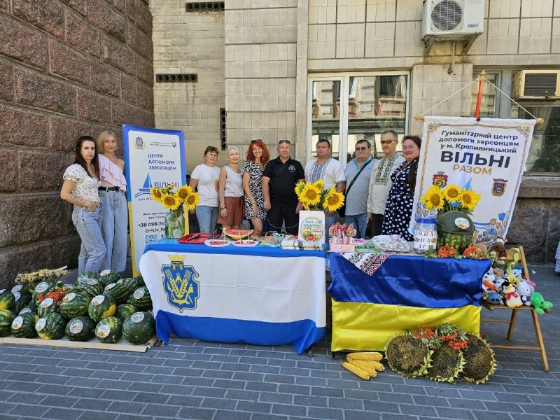 У координаційному центрі у Кропивницькому продовжується робота з підтримки ВПО з Херсонщини. У координаційному центрі у Кропивницькому продовжується робота з підтримки ВПО з Херсонщини.