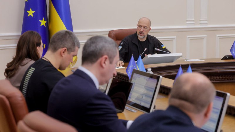 📊 Вже більш ніж 115 тисяч українських родин отримали допомогу через програму єВідновлення. 📊 Вже більш ніж 115 тисяч українських родин отримали допомогу через програму єВідновлення.