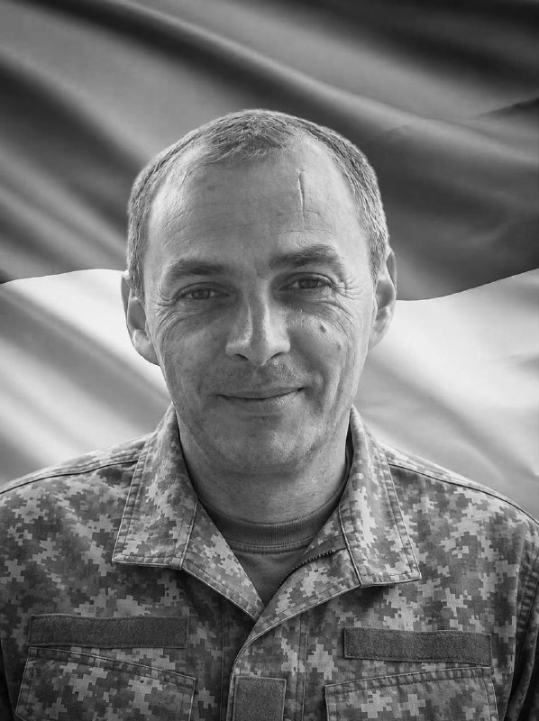 Щоденно о 9 годині – загальнонаціональна хвилина мовчання. Зупиніться, де б ви не були Щоденно о 9 годині – загальнонаціональна хвилина мовчання. Зупиніться, де б ви не були