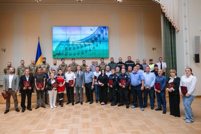 З нагоди Дня Незалежності України працівників комунальної та енергетичної сфер, а також критичної інфраструктури... З нагоди Дня Незалежності України працівників комунальної та енергетичної сфер, а також критичної інфраструктури...