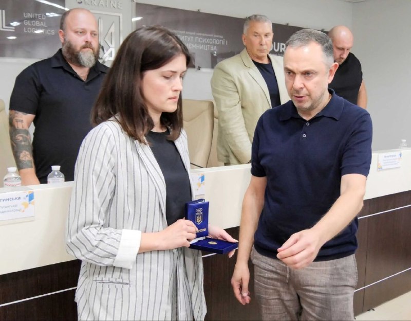 Для Луганщини важливо зберегти те, що створювалося і розвивалося роками, – під час урочистостей до Дня фізичної... Для Луганщини важливо зберегти те, що створювалося і розвивалося роками, – під час урочистостей до Дня фізичної...