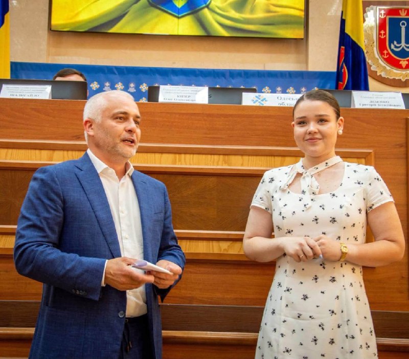 Щиро вітаю представницю Одещини - Ірину Монастирук - з обранням головою Палати регіональних молодіжних конгресів... Щиро вітаю представницю Одещини - Ірину Монастирук - з обранням головою Палати регіональних молодіжних конгресів...