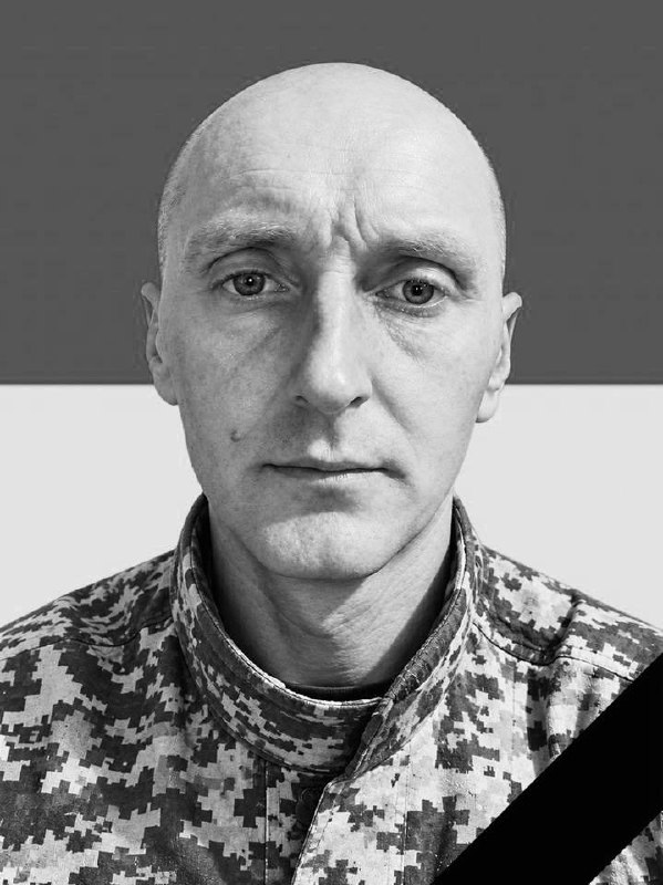 Щоденно о 9 годині – загальнонаціональна хвилина мовчання. Зупиніться, де б ви не були Щоденно о 9 годині – загальнонаціональна хвилина мовчання. Зупиніться, де б ви не були