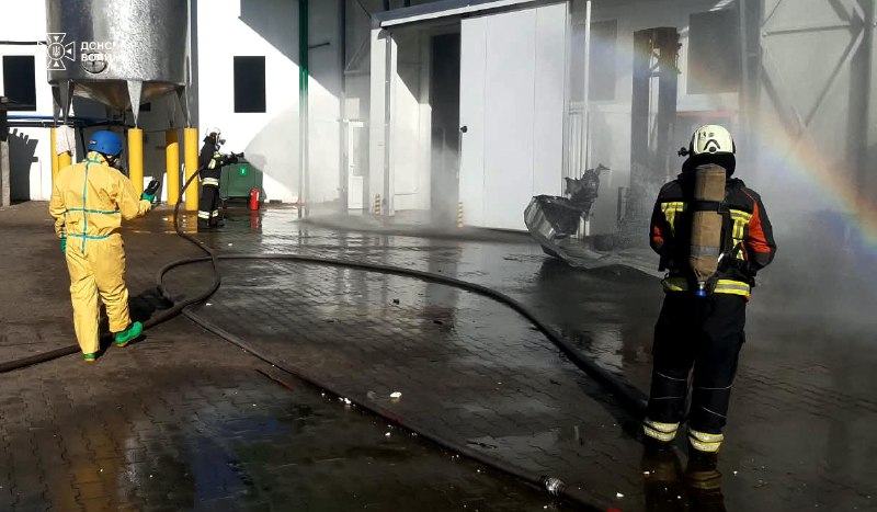 ‼ #Волинь: у Камінь-Каширському районі внаслідок атаки рф на приватне підприємство 1 людина загинула, ще 8 постраждали ‼ #Волинь: у Камінь-Каширському районі внаслідок атаки рф на приватне підприємство 1 людина загинула, ще 8 постраждали