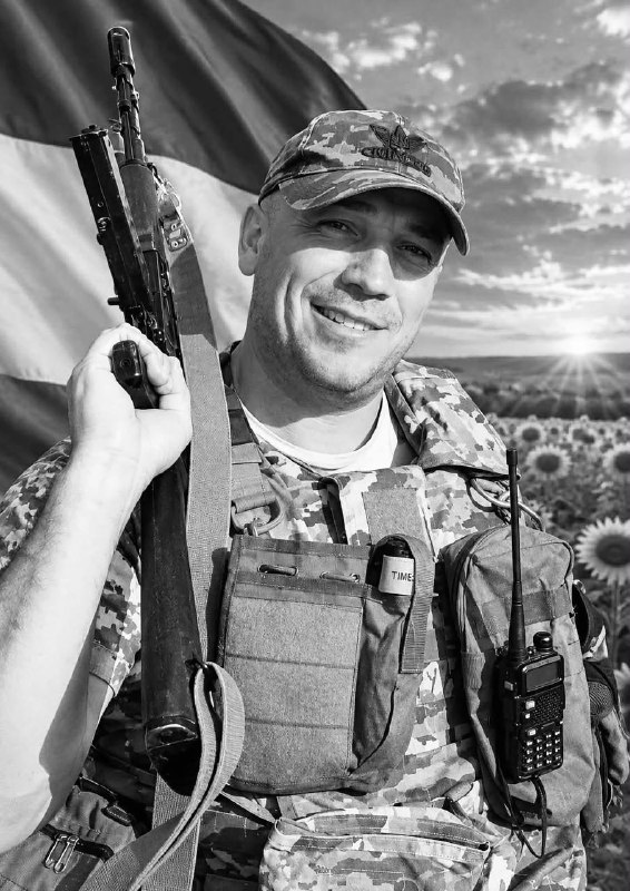 Щоденно о 9 годині – загальнонаціональна хвилина мовчання. Зупиніться, де б ви не були Щоденно о 9 годині – загальнонаціональна хвилина мовчання. Зупиніться, де б ви не були