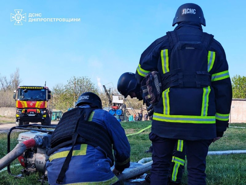 ‼️ Протягом дня росіяни атакували Дніпропетровщину!
▪️У Криворізькому районі поцілили по районному центру ‼️ Протягом дня росіяни атакували Дніпропетровщину!
▪️У Криворізькому районі поцілили по районному центру