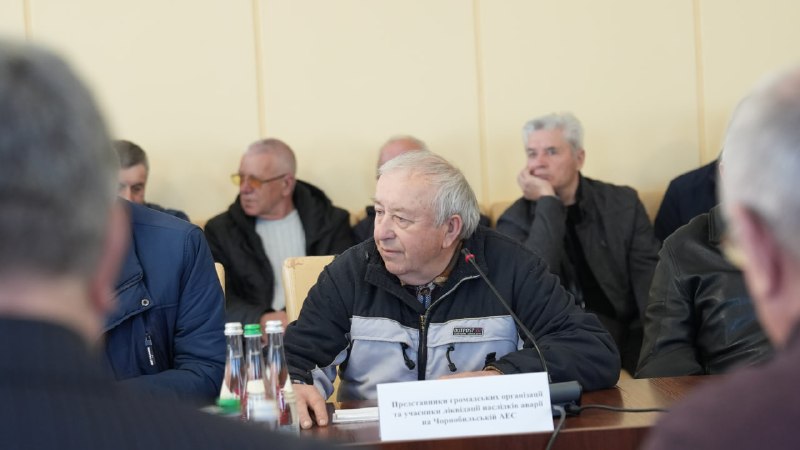 Сьогодні зустрівся з нашими земляками - учасниками ліквідації наслідків аварії на ЧАЕС Сьогодні зустрівся з нашими земляками - учасниками ліквідації наслідків аварії на ЧАЕС