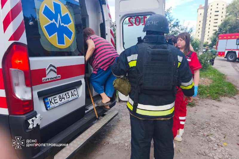 #Дніпропетровщина: понад 50 разів протягом дня росіяни атакували 6 районів області БпЛА, артилерією та КАБами #Дніпропетровщина: понад 50 разів протягом дня росіяни атакували 6 районів області БпЛА, артилерією та КАБами