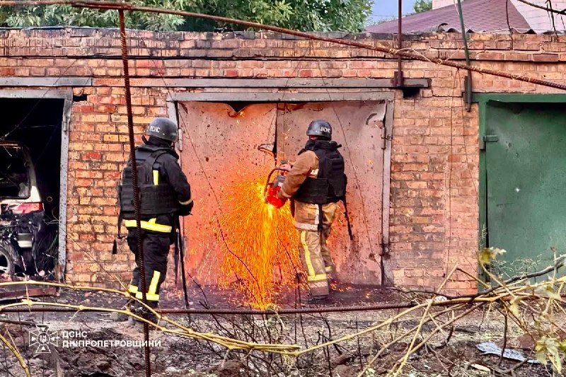 ❗️#Дніпропетровщина: внаслідок ворожих атак 3 людей загинули, 5 постраждали, серед них — діти ❗️#Дніпропетровщина: внаслідок ворожих атак 3 людей загинули, 5 постраждали, серед них — діти
