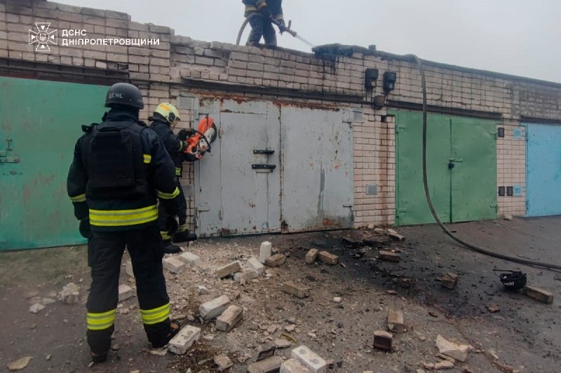 #Дніпропетровщина: 17 людей постраждали внаслідок російських атак, серед них — троє дітей #Дніпропетровщина: 17 людей постраждали внаслідок російських атак, серед них — троє дітей
