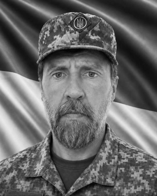 Щоденно о 9 годині – загальнонаціональна хвилина мовчання. Зупиніться, де б ви не були Щоденно о 9 годині – загальнонаціональна хвилина мовчання. Зупиніться, де б ви не були