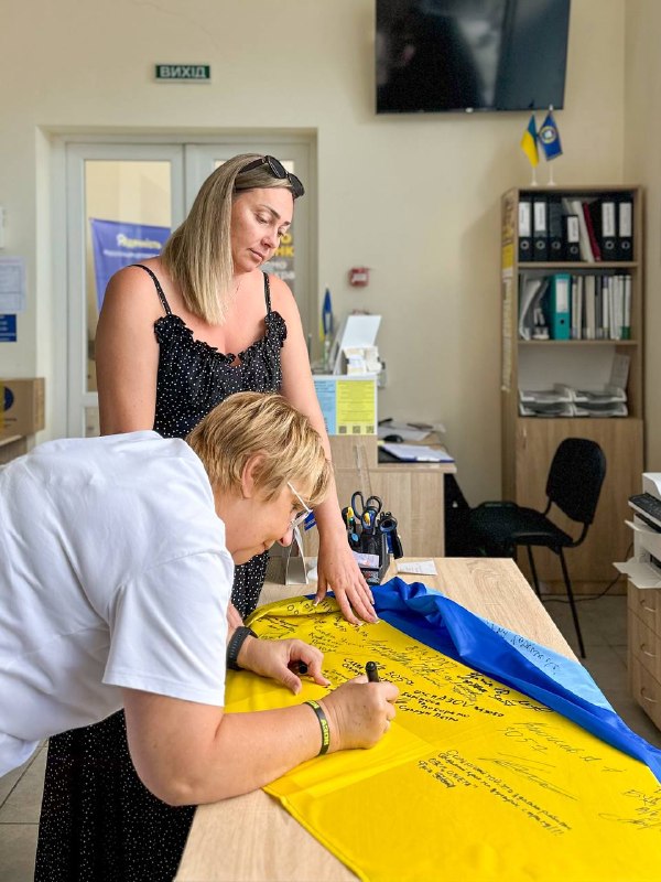 ✊🇺🇦«Поки я потрібна - буду служити»: медикиня з Маріуполя «Текіла»
👩⚕️Медикиня з позивним «Текіла» пережила блокаду Маріуполя ✊🇺🇦«Поки я потрібна - буду служити»: медикиня з Маріуполя «Текіла»
👩⚕️Медикиня з позивним «Текіла» пережила блокаду Маріуполя