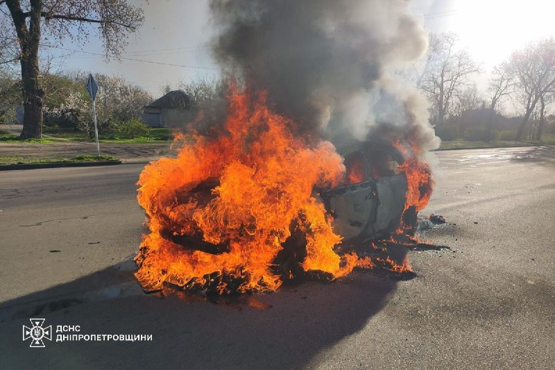 🔴 росіяни обстріляли Дніпропетровщину!
▪️У Нікополі поранені 10 людей, серед них — півторарічна дівчинка та 17-річний хлопець. 🔴 росіяни обстріляли Дніпропетровщину!
▪️У Нікополі поранені 10 людей, серед них — півторарічна дівчинка та 17-річний хлопець.
