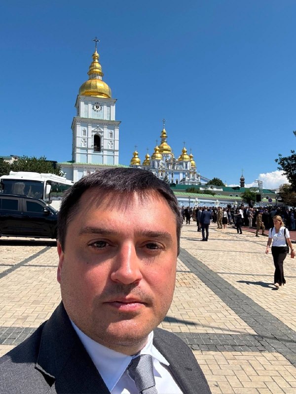 Державність — це не лише про історію. Це про технології, які ми створюємо сьогодні. Державність — це не лише про історію. Це про технології, які ми створюємо сьогодні.