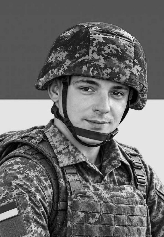 Щоденно о 9 годині – загальнонаціональна хвилина мовчання. Зупиніться, де б ви не були Щоденно о 9 годині – загальнонаціональна хвилина мовчання. Зупиніться, де б ви не були