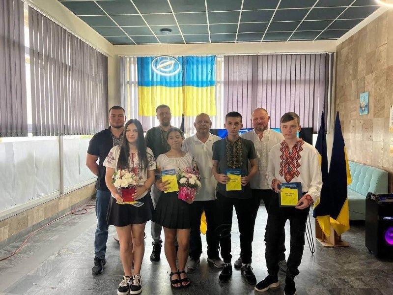 Координаційний центр «Вільні разом» у Миколаєві продовжує всебічно допомагати переселенцям з Херсонщини Координаційний центр «Вільні разом» у Миколаєві продовжує всебічно допомагати переселенцям з Херсонщини